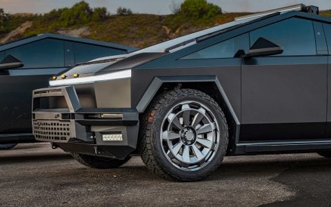 Tesla Cybertrucks with 24-Inch UP Forged CYBRNOVA Wheels