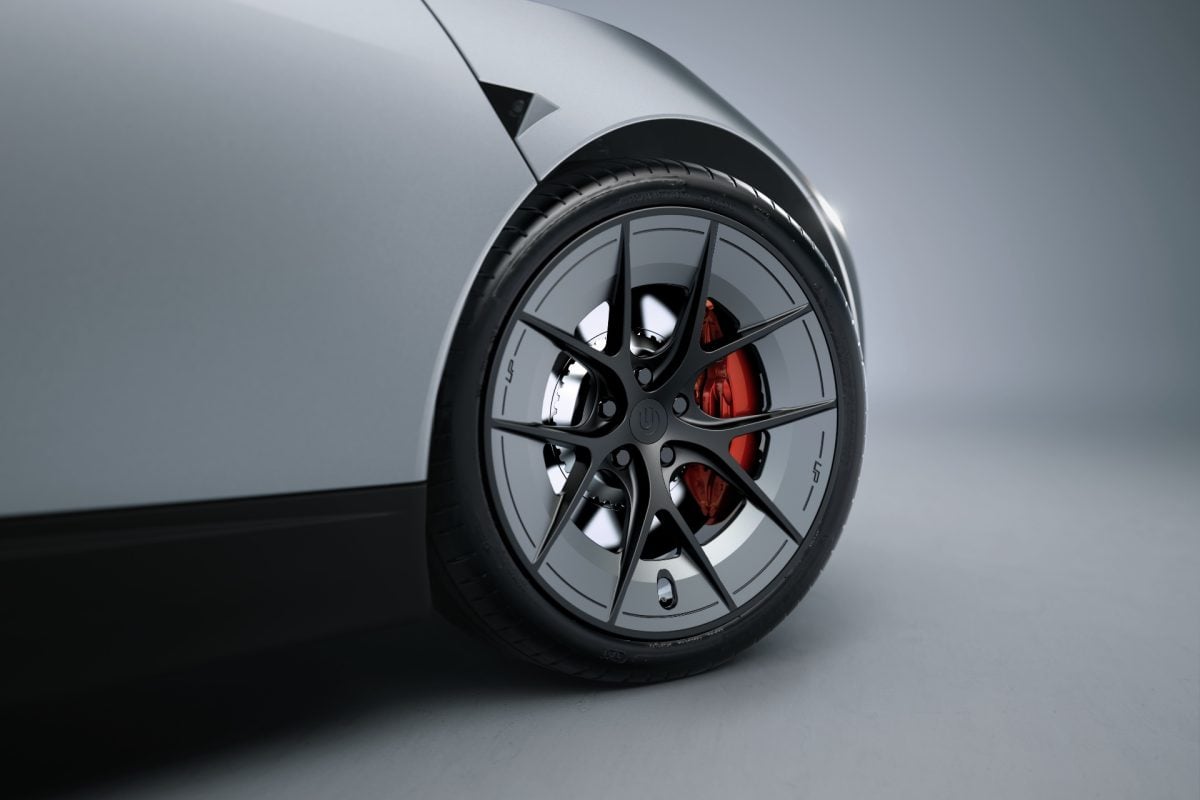 Unplugged Performance S Apex - Detailed Build Showcase Image