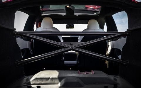 Red Mica Tesla Model S Plaid & Ultra Red Tesla Model 3 Performance Highland Track Builds - UP-03 Forged Race Wheels 9 Red Mica Tesla Model S Plaid _ Ultra Red Tesla Model 3 Performance Highland Track Builds with UP-03 Forged Race Wheels 3840px (2)_1