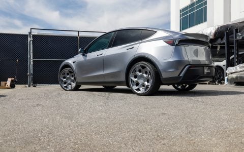 Telsa Model Y Juniper UP Forged CYBERHEX in Satin Titanium - 1