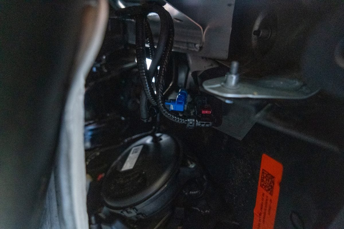 TESLA CYBERTRUCK HD FRONT BUMPER WITH FRONT BULL BAR UP INVINCIBLE 00026_1920