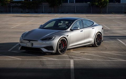 Lunar Silver Tesla Model S Plaid UP Forged Gloss Black UP-03 Wheels