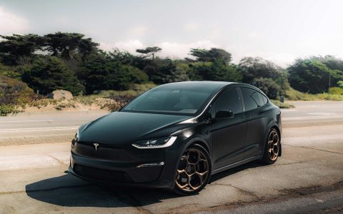 Satin Black Tesla Model X Long Range with UP Forged UP-05 Wheels in Satin Bronze 4 Satin Black Tesla Model X Long Range with UP Forged UP-05 Wheels in Satin Bronze