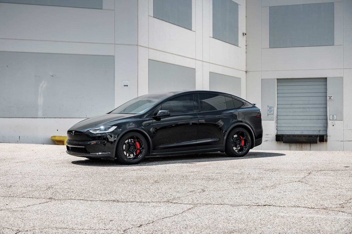 Black Tesla Model X Plaid with UP Forged UP-05 Gloss Black Wheels