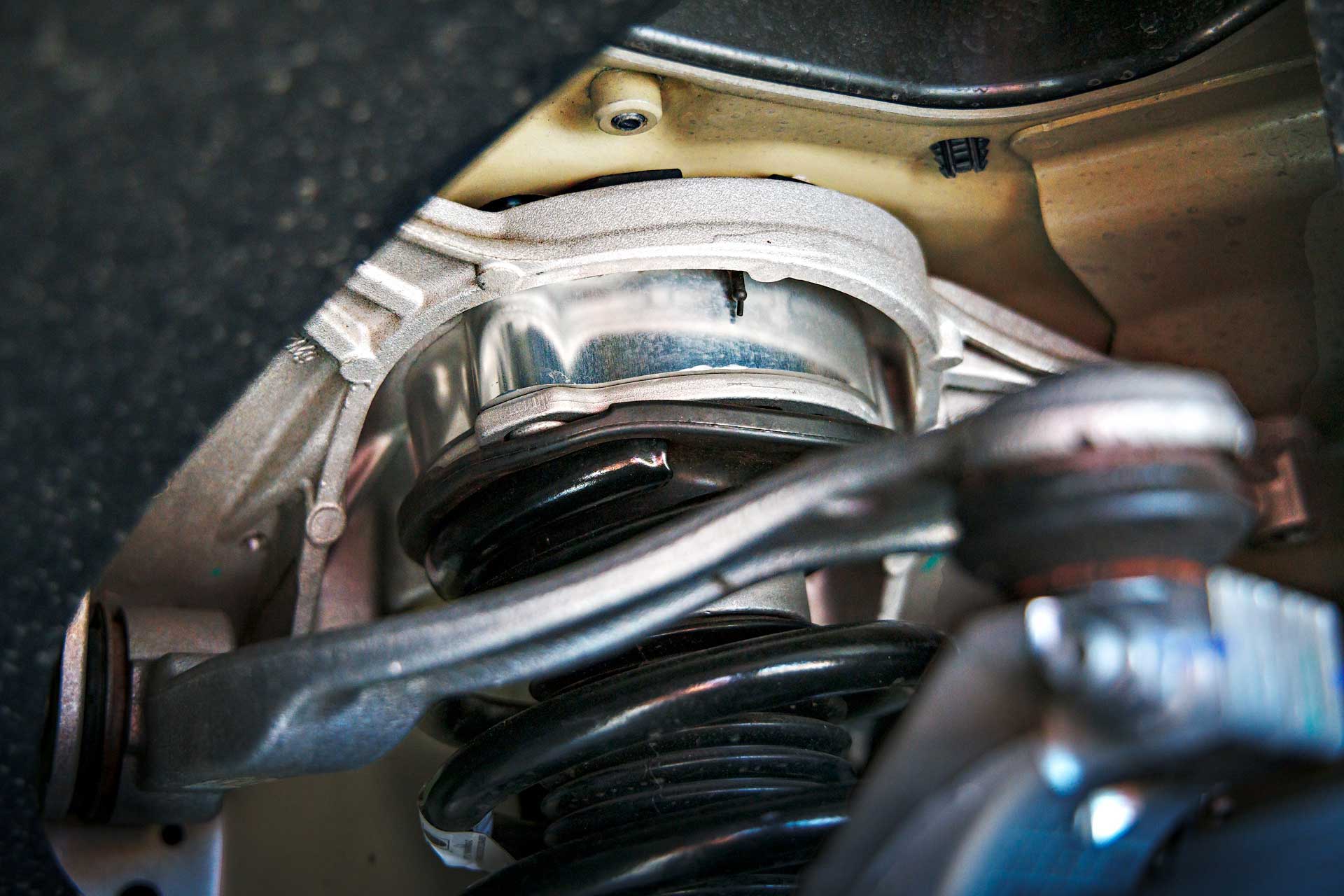 Tesla Model Y Leveling Lift Kit: Gain Ground Clearance, Keep Factory Comfort 3 Tesla-Model-Y-with-Leveling-Lift-Kit-by-Unplugged-Performance-4